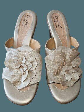 B.O.C Born Concept Flower Petal Leather Upper Slip on Sandals Women Size 9